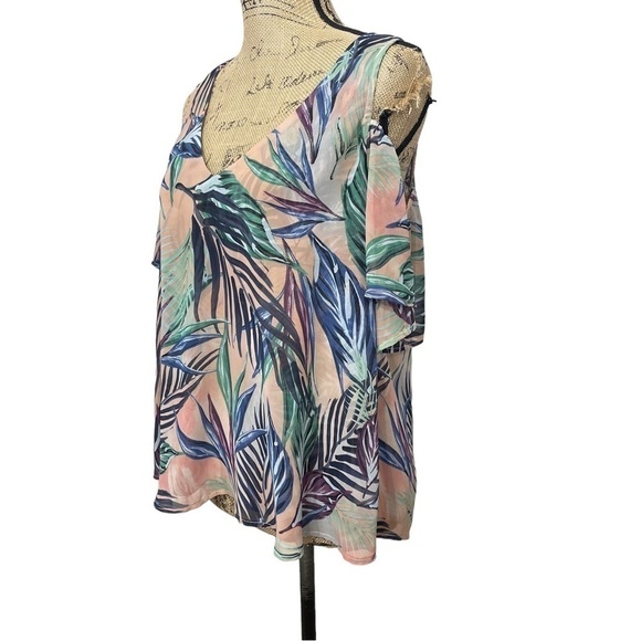 Show Me Your Mumu Hazel Palm Ruffle Cold Shoulder - Picture 6 of 12